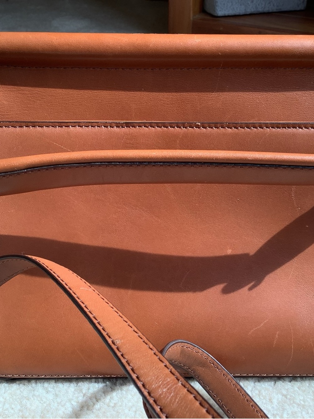 COACH Legacy Willis cognac bag.  Signs of use on leather, clean lining. - Picture 5 of 13